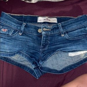 Hollister Low rise short shorts